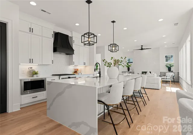 $858,000 | 2005 South Street, Charlotte, NC 28208