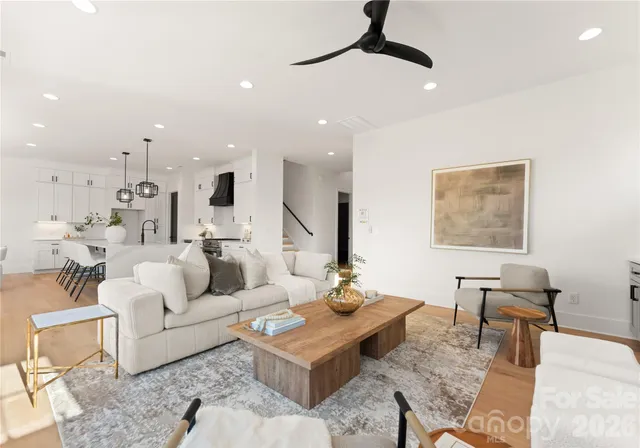 $858,000 | 2005 South Street, Charlotte, NC 28208