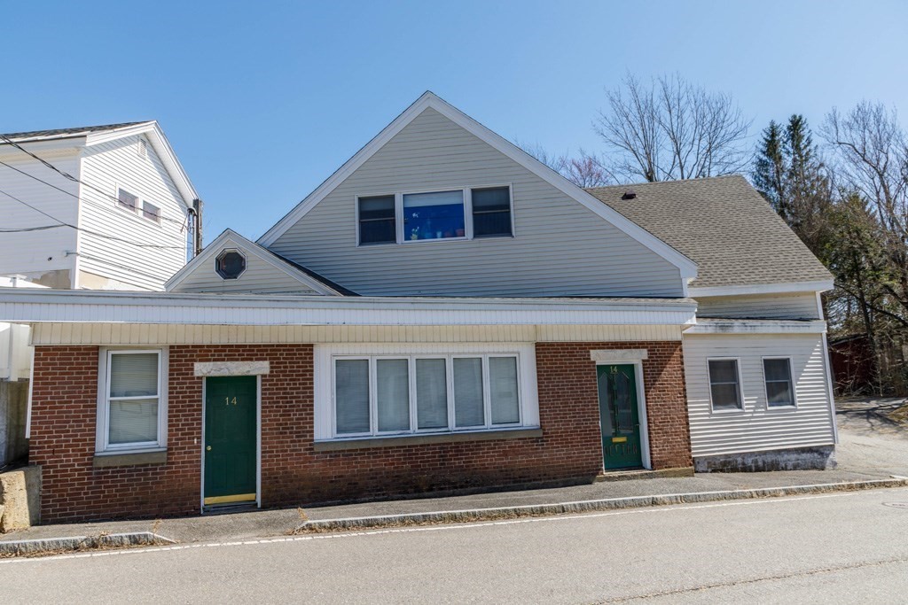 14 Travers Street Gardner, MA 01440 - Photo 4 of 20