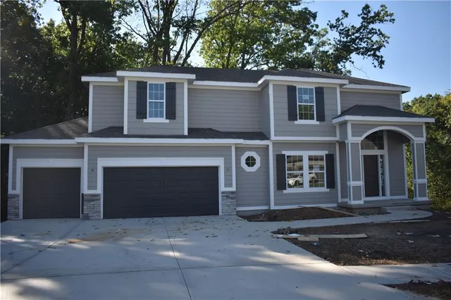 $479,900 | 1302 Melissa Court, Kearney, MO 64060