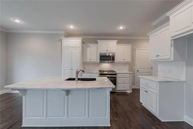 $479,900 | 1302 Melissa Court, Kearney, MO 64060