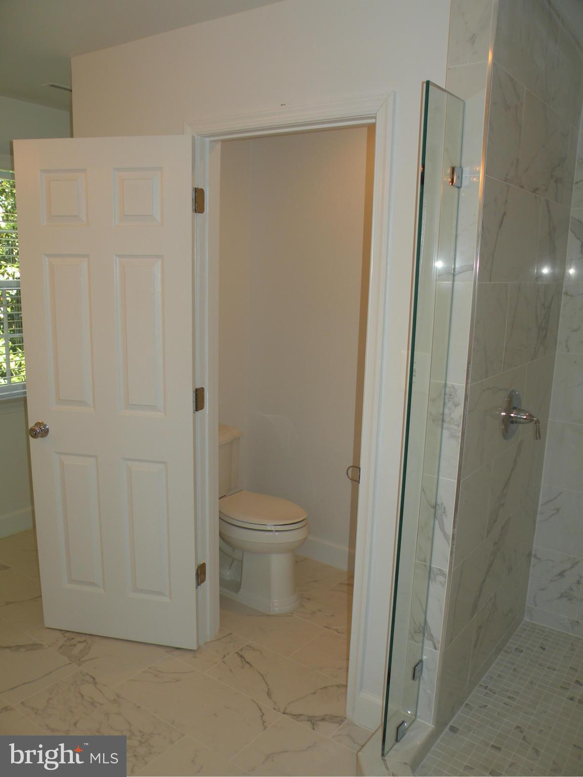 1230 Kensington Road McLean, VA 22101 - Photo 18 of 26 Bath (Master)