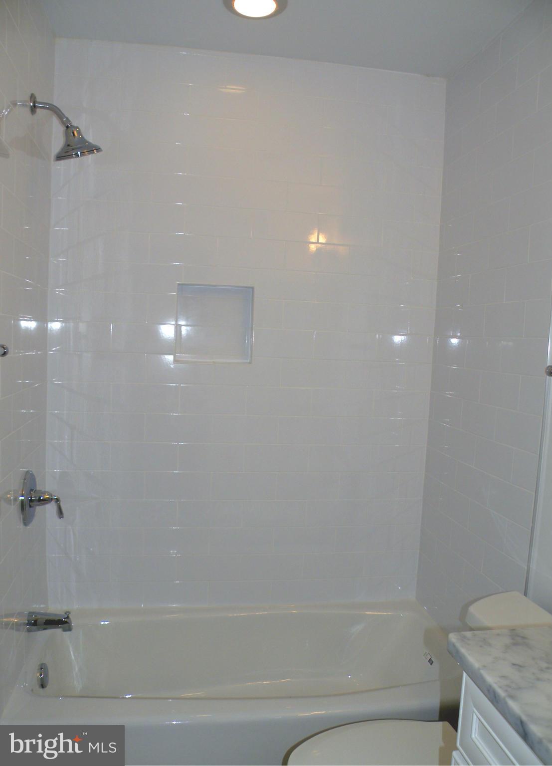 1230 Kensington Road McLean, VA 22101 - Photo 20 of 26 Bath