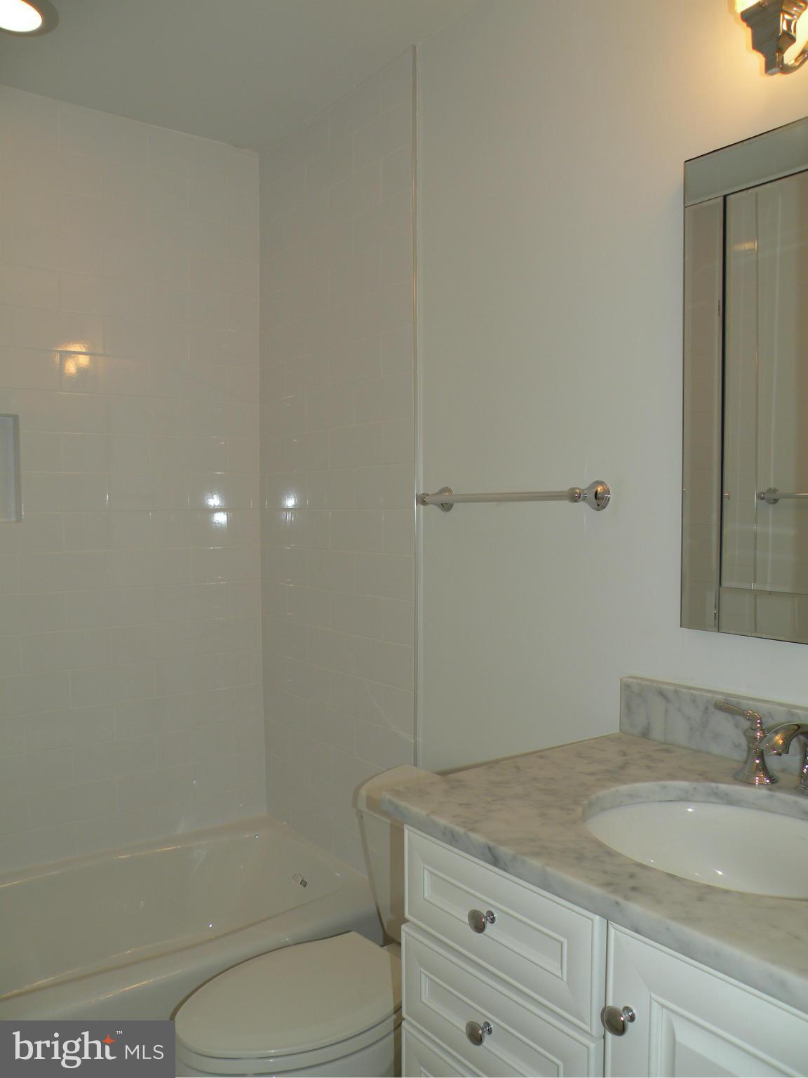 1230 Kensington Road McLean, VA 22101 - Photo 21 of 26 Bath