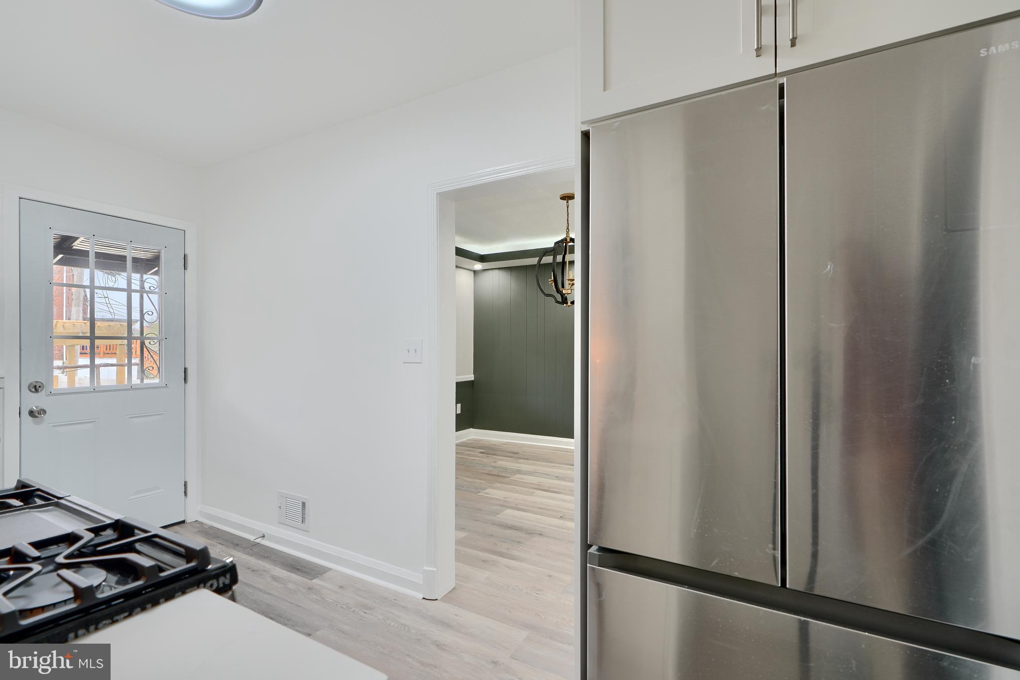 6004 Falkirk Road Baltimore, MD 21239 - Photo 11 of 30