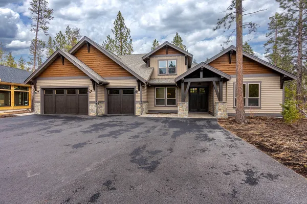 $399,000 | 56887 Dancing Rock Loop, Unit 15B, Bend, OR 97707