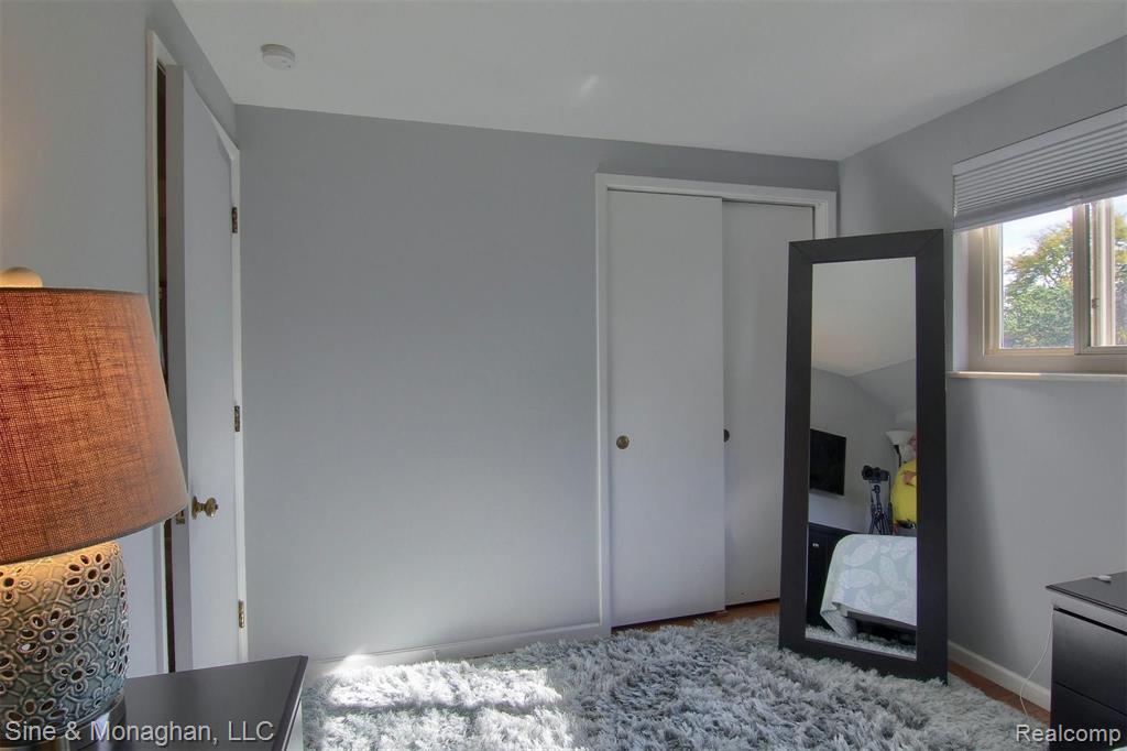 403 Barclay Road Grosse Pointe Farms, MI 48236 - Photo 18 of 29