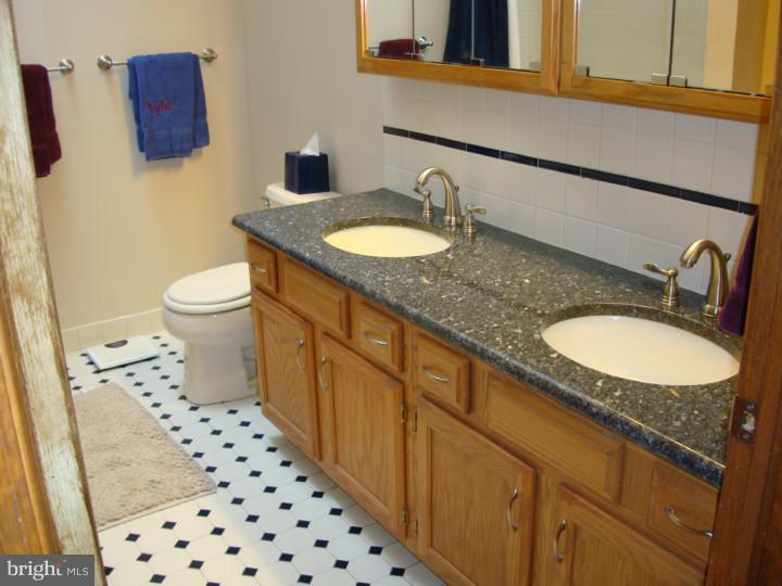 3082 Mill Road Norristown, PA 19403 - Photo 19 of 25 Bathroom