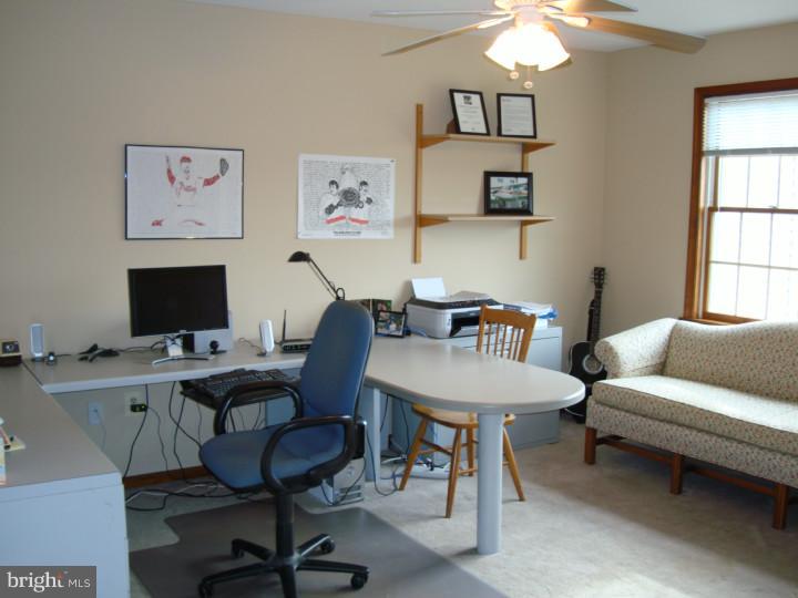 3082 Mill Road Norristown, PA 19403 - Photo 20 of 25 Office / Study