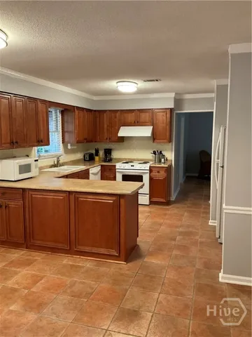 $3,500 | 902 Penn Waller Road, Savannah, GA 31410