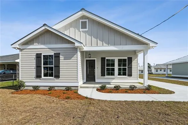 $329,500 | 131 Antoine Lane, Luling, LA 70070