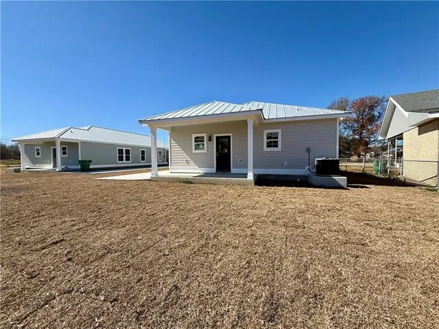 $329,500 | 131 Antoine Lane, Luling, LA 70070