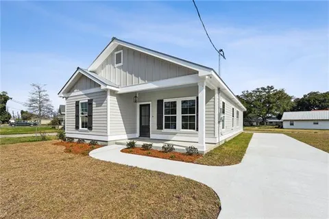 $329,500 | 131 Antoine Lane, Luling, LA 70070