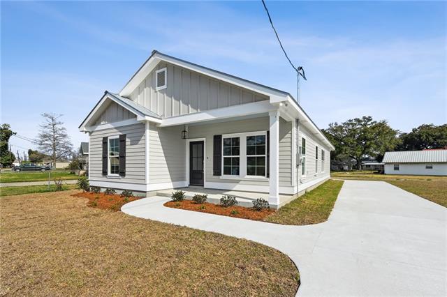 131 Antoine Lane Luling, LA 70070 - Photo 2 of 15