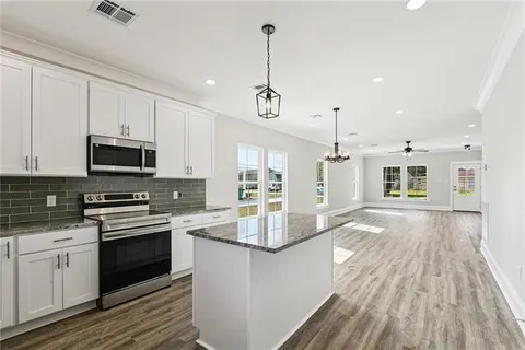 $329,500 | 131 Antoine Lane, Luling, LA 70070