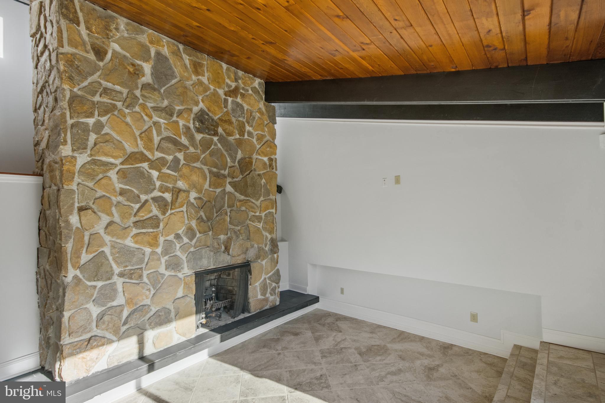2399 Garwood Road Sicklerville, NJ 08081 - Photo 12 of 46