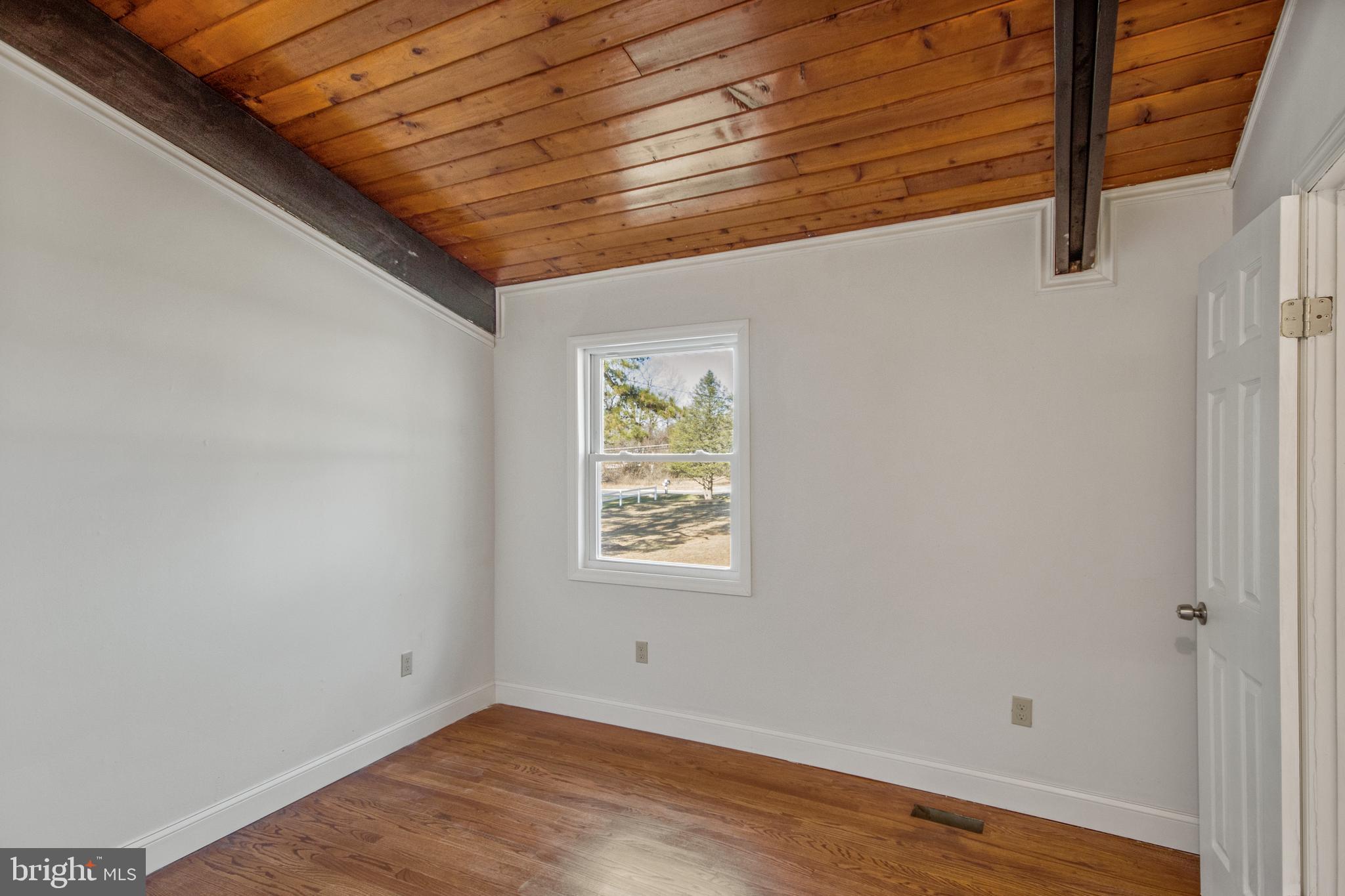 2399 Garwood Road Sicklerville, NJ 08081 - Photo 15 of 46