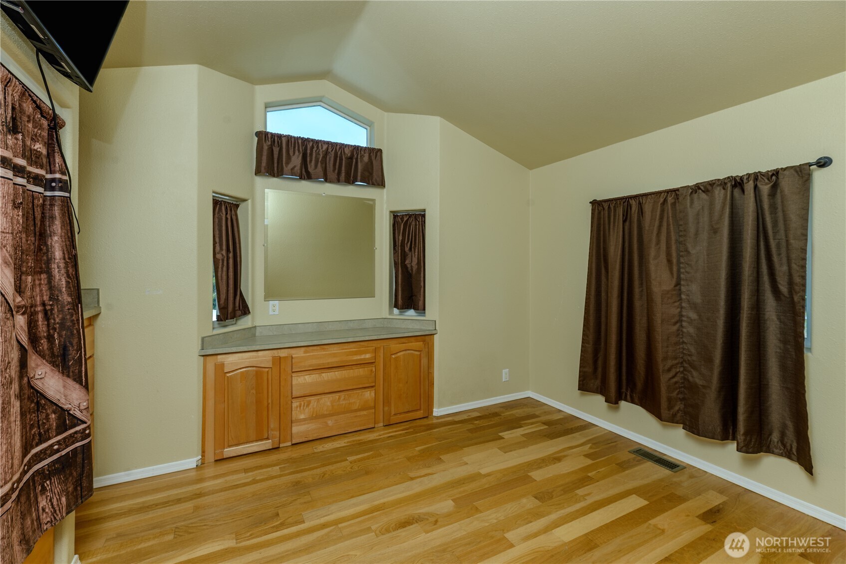 229 Nisbet Road Sequim, WA 98382 - Photo 8 of 21 Gallery Image 8