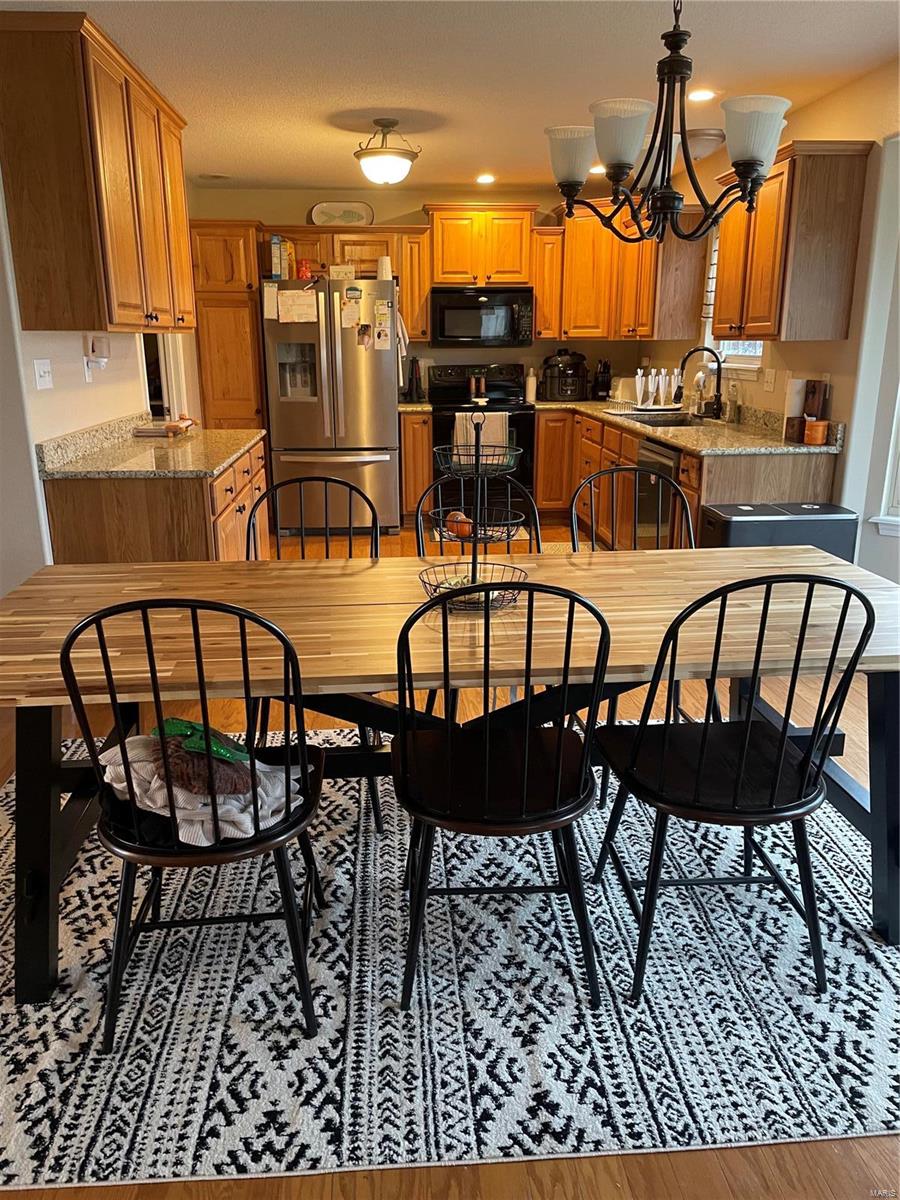 501 Patton Drive Troy, IL 62294 - Photo 11 of 46