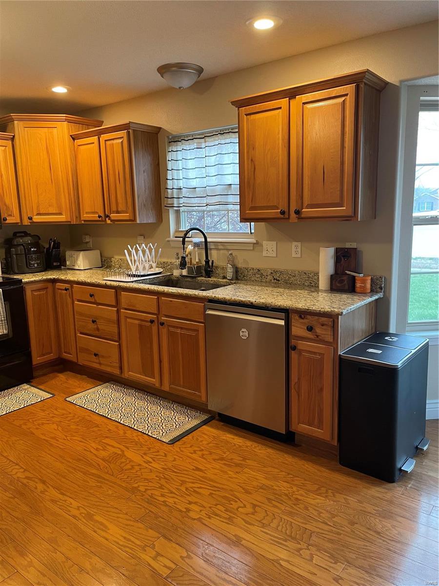 501 Patton Drive Troy, IL 62294 - Photo 18 of 46