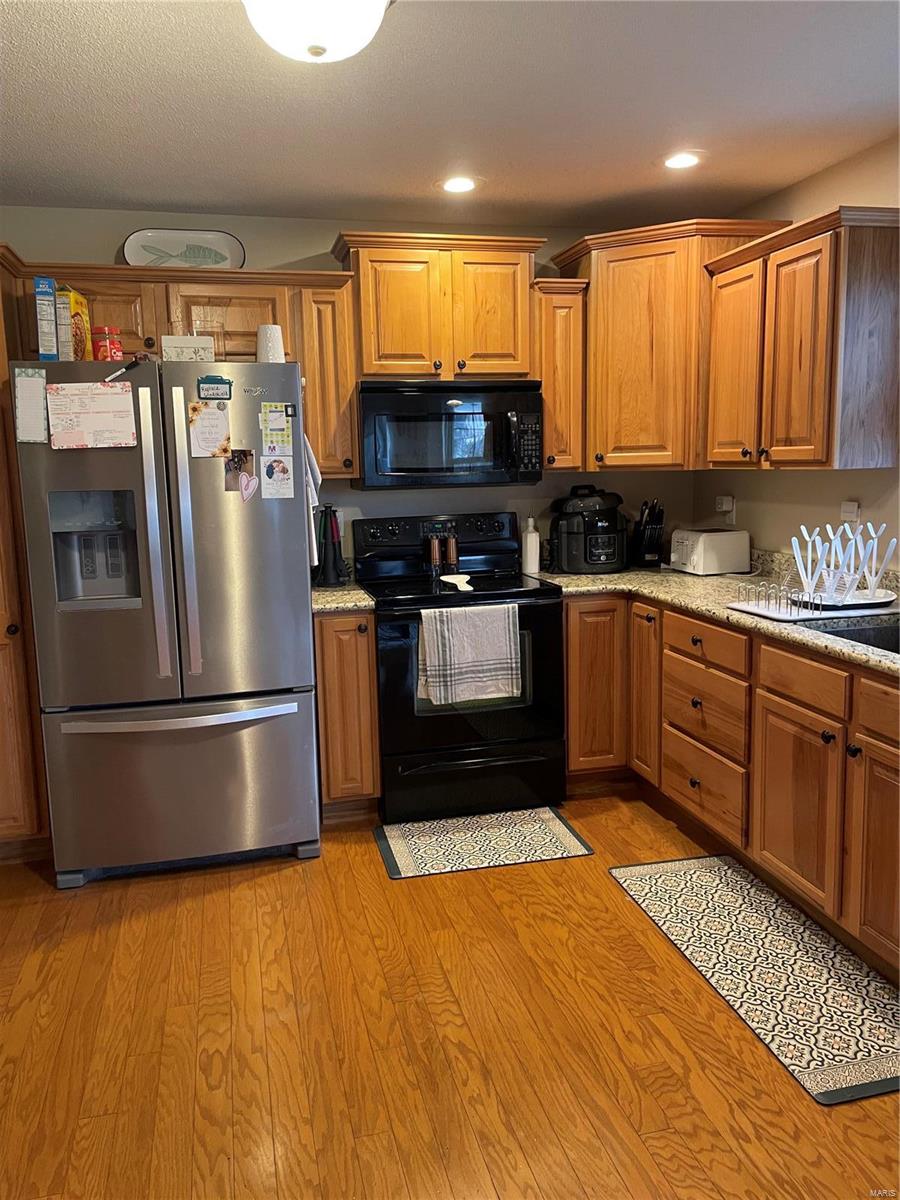 501 Patton Drive Troy, IL 62294 - Photo 19 of 46