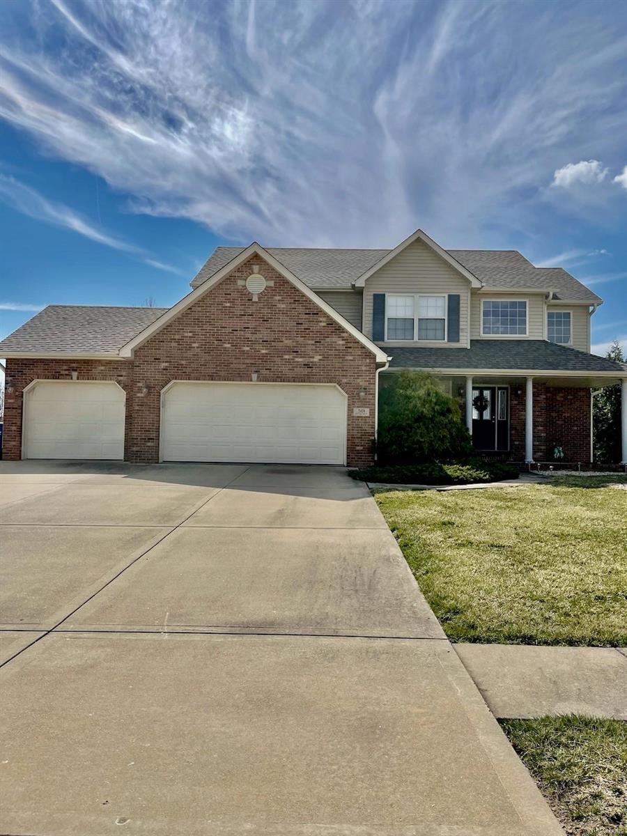 501 Patton Drive Troy, IL 62294 - Photo 2 of 46