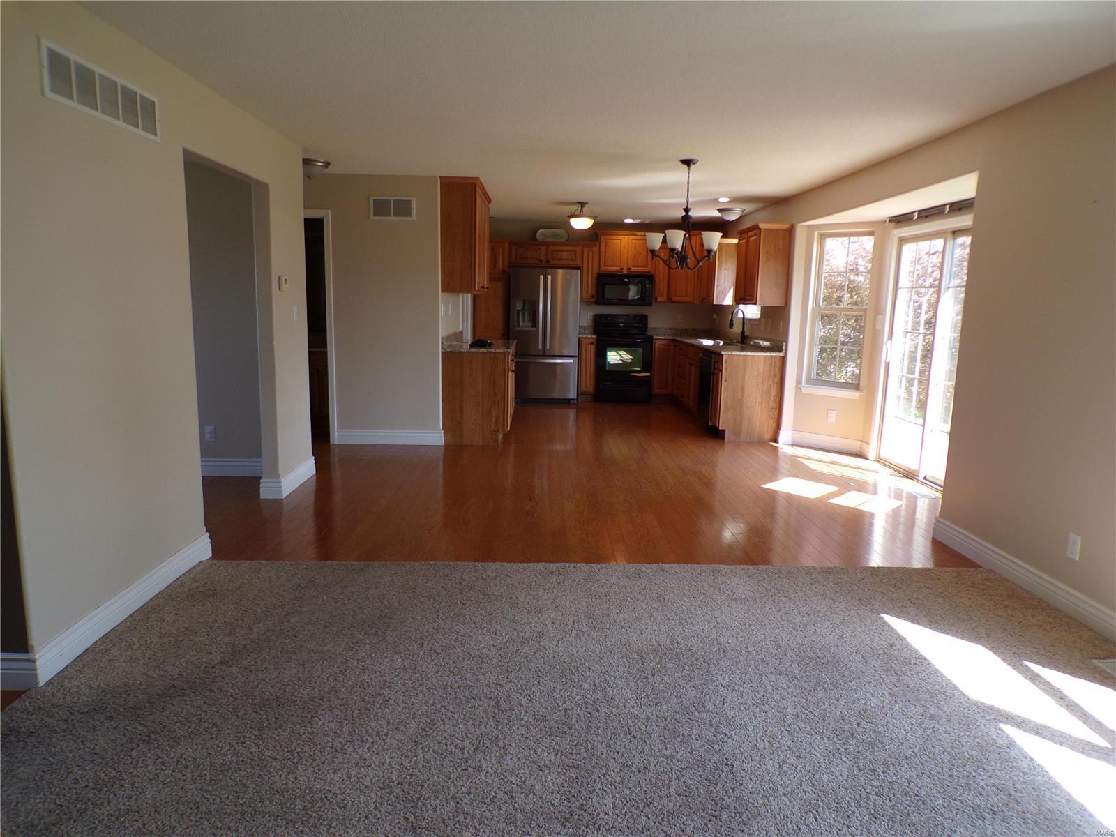 501 Patton Drive Troy, IL 62294 - Photo 40 of 46