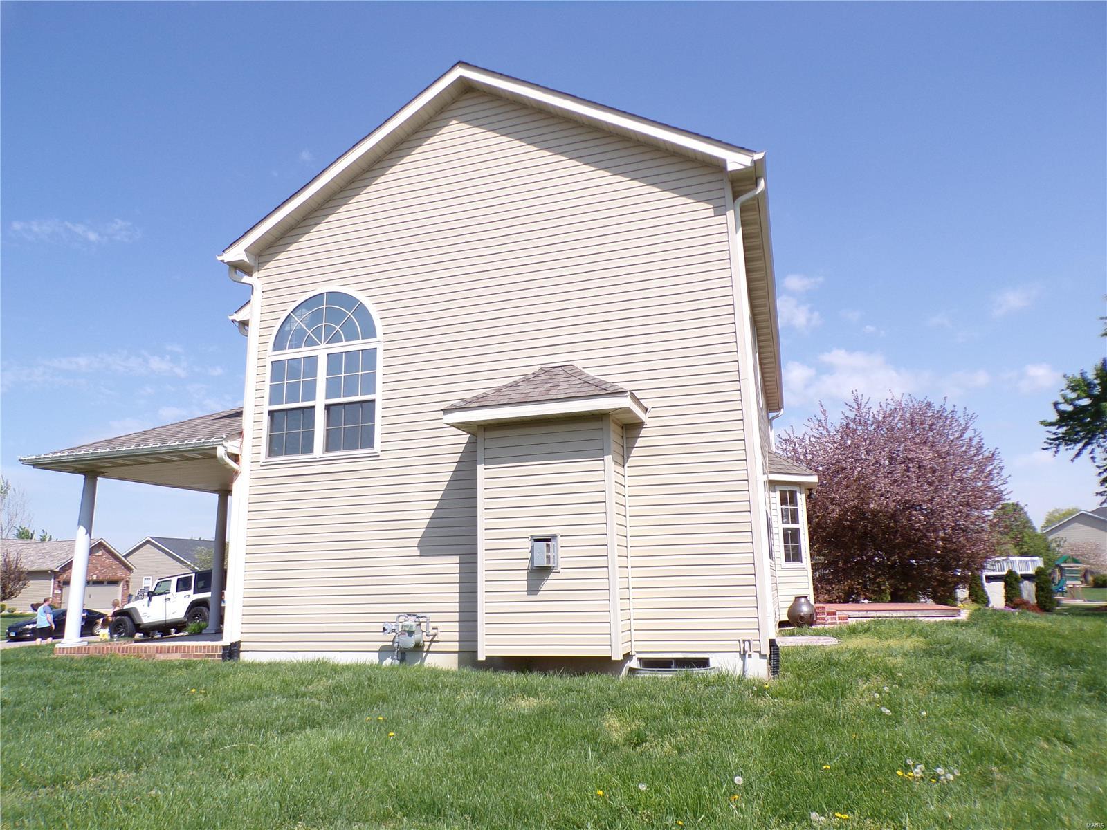 501 Patton Drive Troy, IL 62294 - Photo 42 of 46