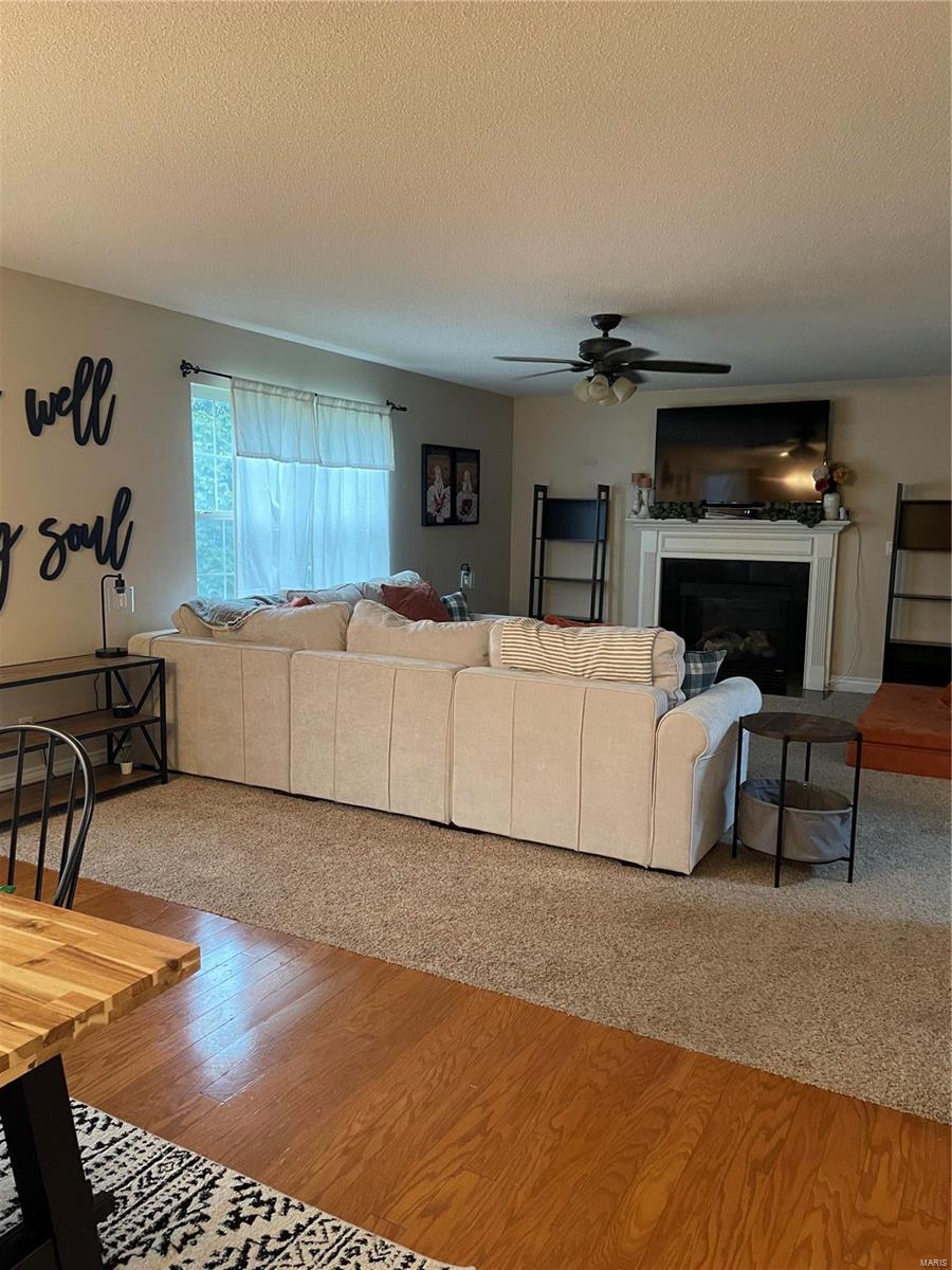 501 Patton Drive Troy, IL 62294 - Photo 10 of 46