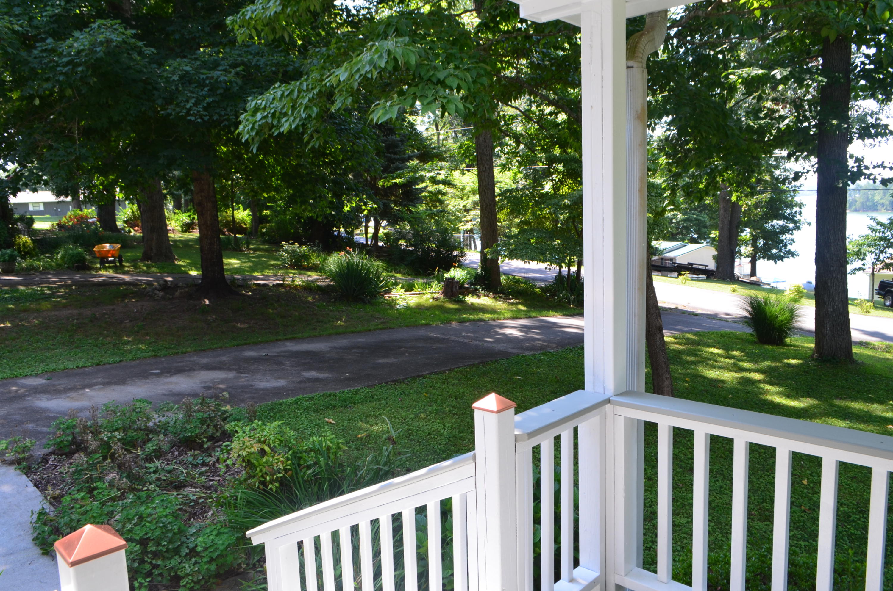 477 Chahokia Drive Rutledge, TN 37861 - Photo 2 of 40 DSC_0379