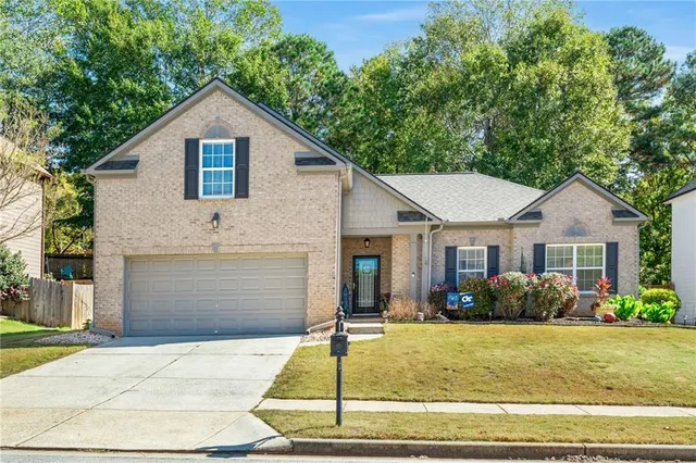 $399,900 | 10 Rockridge Drive, Newnan, GA 30265