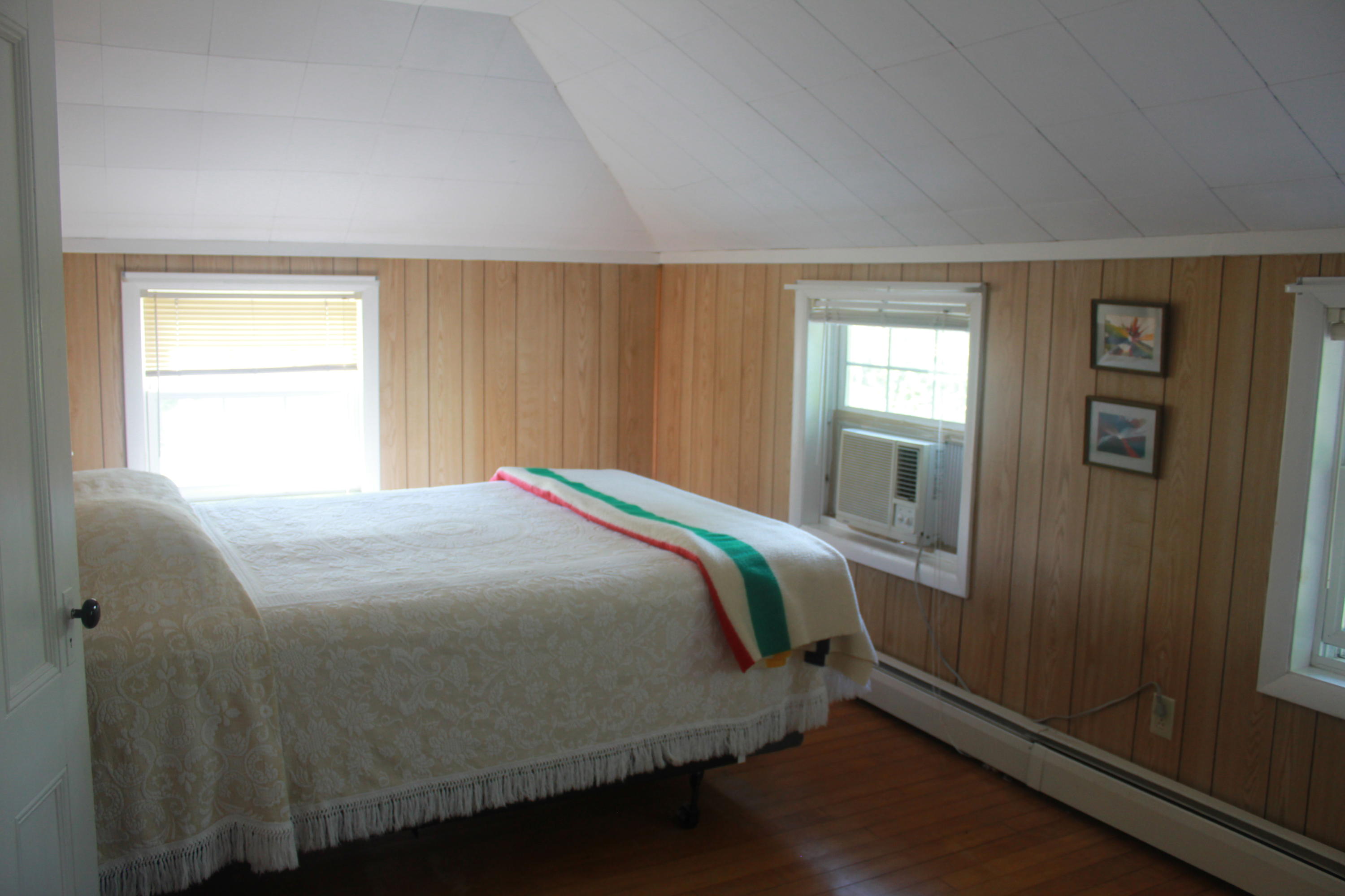 43 Main Street Mount Desert, ME 04675 - Photo 11 of 15 43 Main St 04675 Bed 1