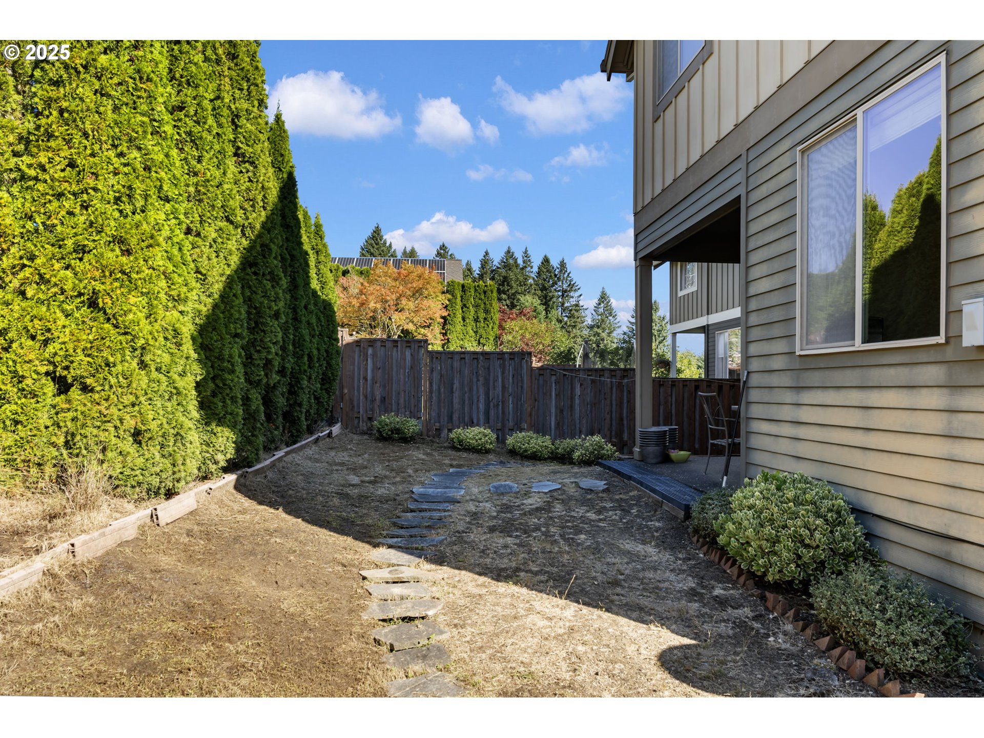 14071 Southwest Alpine Crest Way Portland, OR 97224 - Photo 28 of 30 Backyard