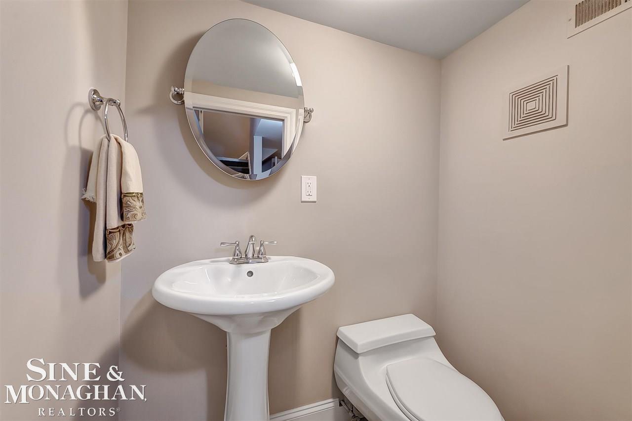 326 Merriweather Road Grosse Pointe Farms, MI 48236 - Photo 30 of 41