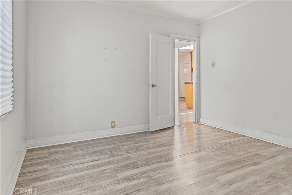 2829 South Rimpau Boulevard Los Angeles, CA 90016 - Photo 16 of 31 Bedroom 2