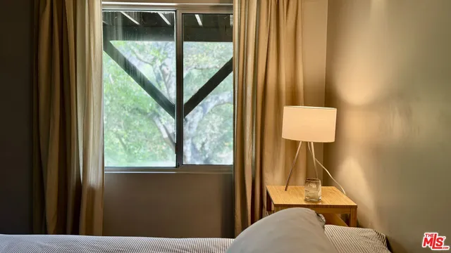 $9,900 | 19562 Cave Way, Topanga, CA 90290