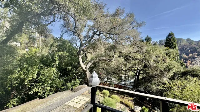 $9,900 | 19562 Cave Way, Topanga, CA 90290