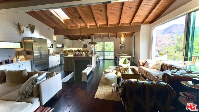 $9,900 | 19562 Cave Way, Topanga, CA 90290