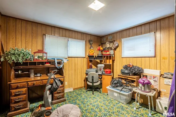 $115,000 | 800 West 11th Street, Johnston City, IL 62951