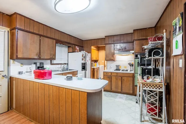 $115,000 | 800 West 11th Street, Johnston City, IL 62951