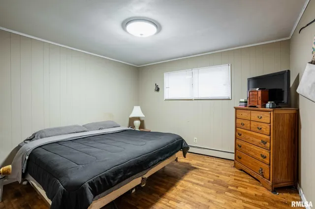 $115,000 | 800 West 11th Street, Johnston City, IL 62951