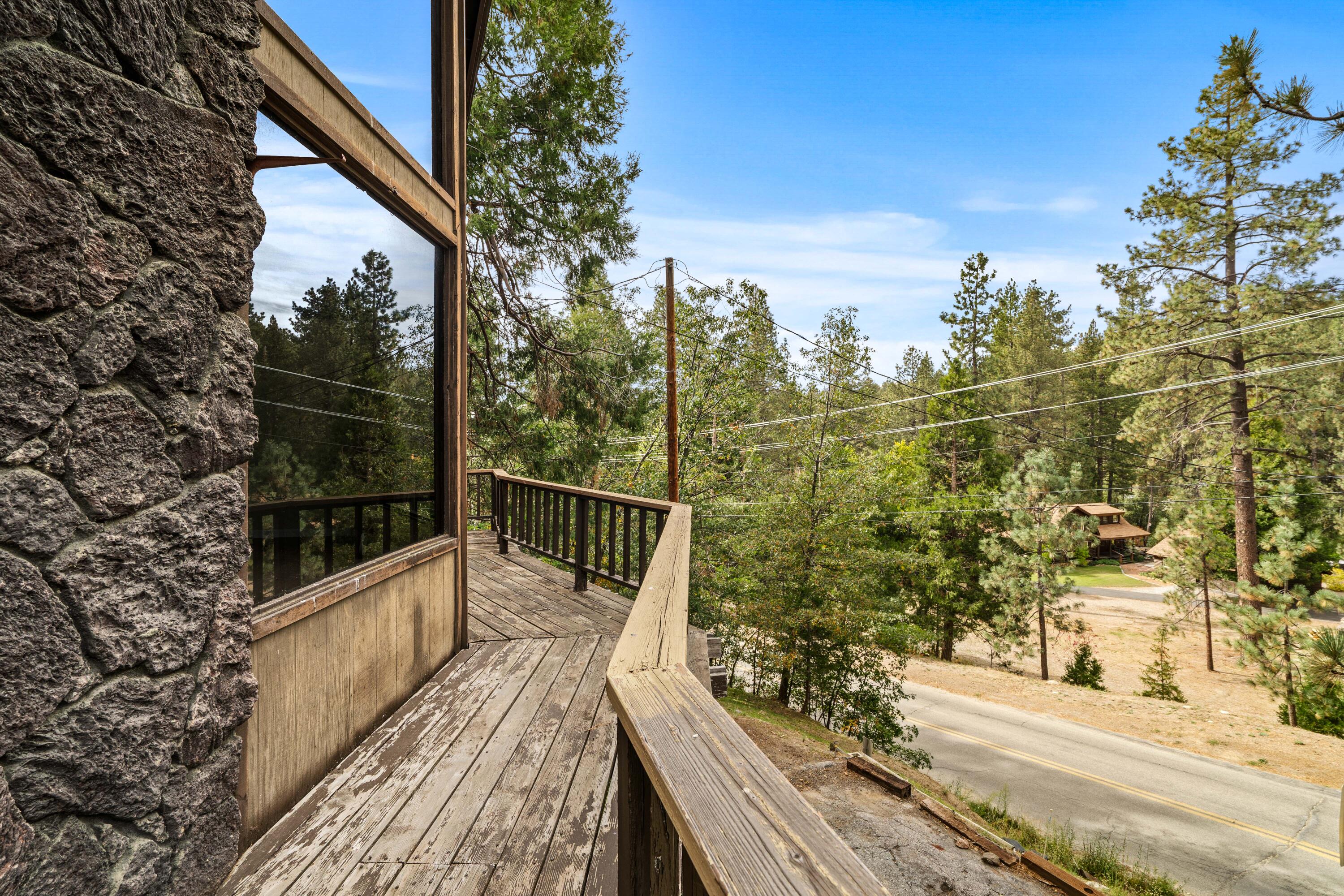 53011 Tollgate Road Idyllwild, CA 92549 - Photo 4 of 51 09