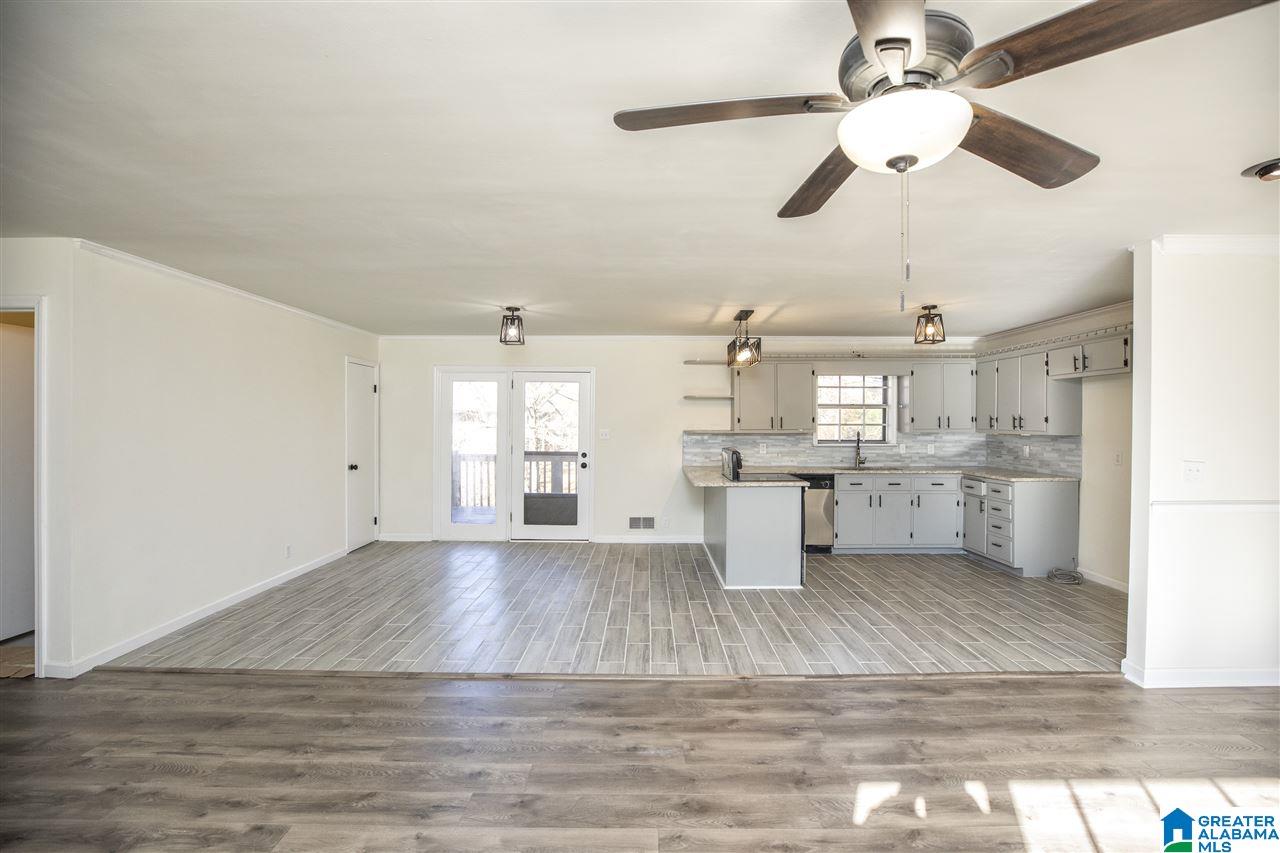 705 Milgray Lane Bessemer, AL 35022 - Photo 7 of 40