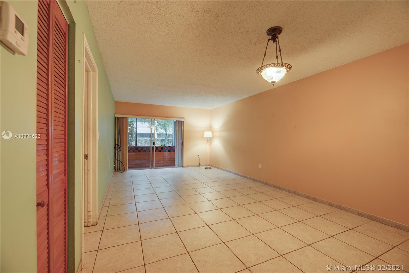 9227 Southwest 87th Avenue, Unit B5 Miami, FL 33176 - Photo 2 of 22