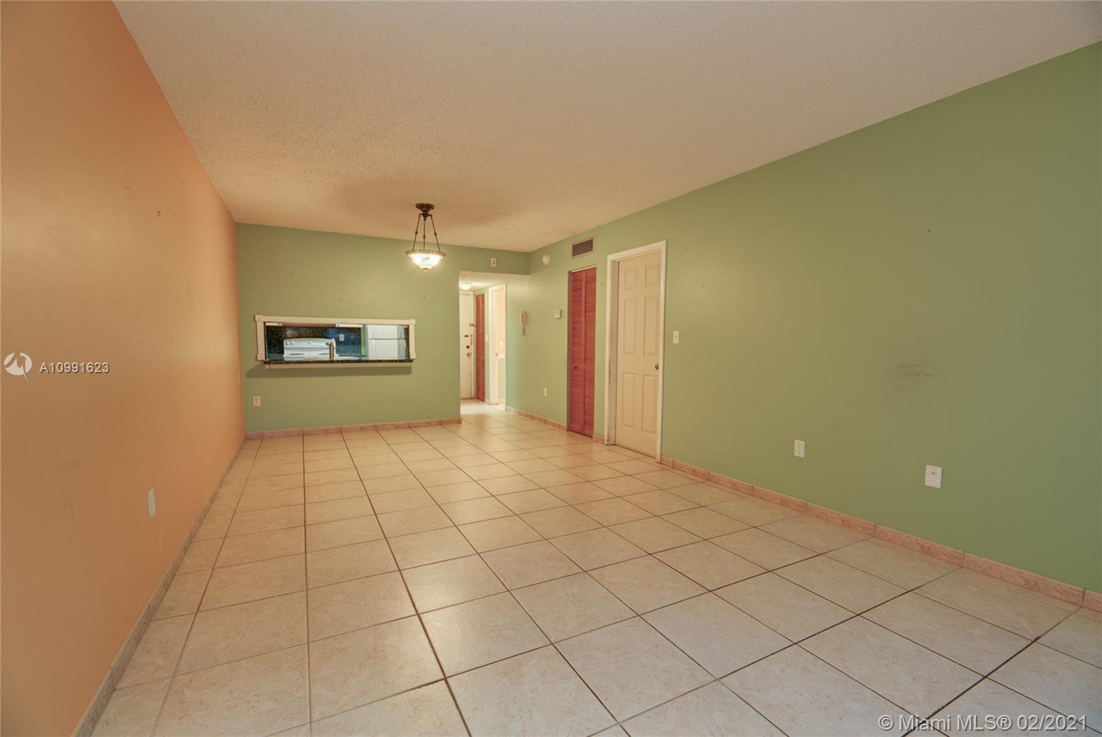 9227 Southwest 87th Avenue, Unit B5 Miami, FL 33176 - Photo 5 of 22
