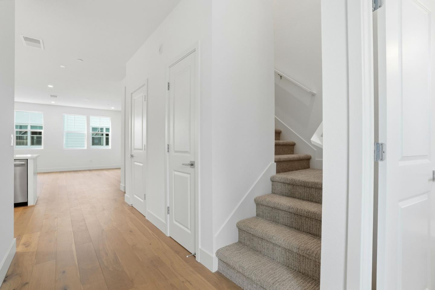 2737 Oak Road Walnut Creek, CA 94597 - Photo 12 of 29