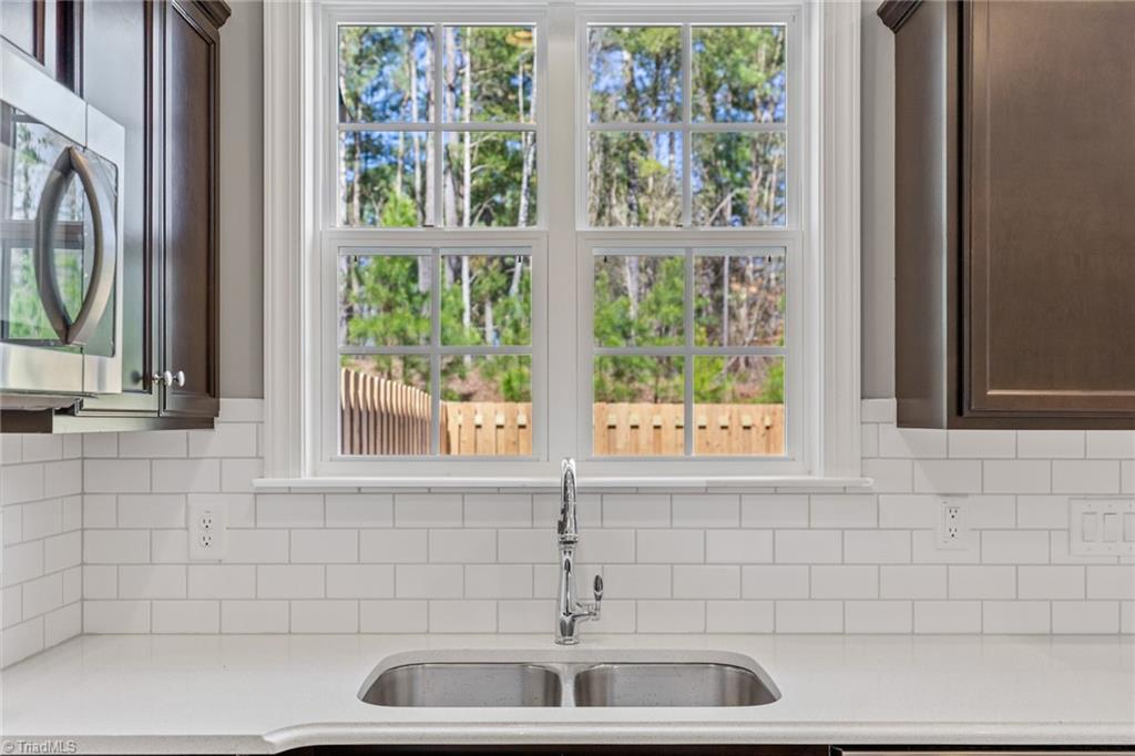 3855 Thistleberry Road High Point, NC 27265 - Photo 4 of 16 Gallery Image 4