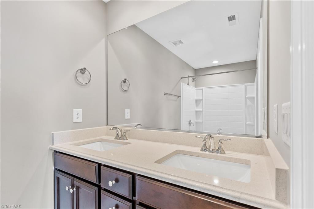 3855 Thistleberry Road High Point, NC 27265 - Photo 6 of 16 Gallery Image 6