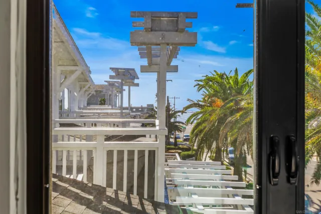 $3,495,000 | 3301 Lincoln Street, Carlsbad, CA 92008