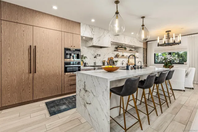 $3,495,000 | 3301 Lincoln Street, Carlsbad, CA 92008